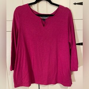 Karen Scott Hot Pink Heathered Notched V Neckline, 3/4 Sleeve Top. Size L.